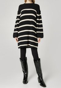 Guido Maria Kretschmer Collection Stickad tröja - black