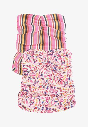Zwei trägerlose Oberteile, eines mit pink- und braunfarbenen vertikalen Streifen, das andere in einem mehrfarbigen punktierten Muster auf weißem Hintergrund mit Raffung.