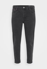 Svarte denimjeans i rett snitt, fem lommers design, knappestenging og diskret sømdetalj på lommene.