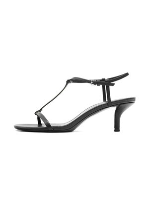 Sandaletto da donna in pelle nera con sottili cinturini, fibbia regolabile e tacco medio basso, mostrato di profilo su sfondo bianco.