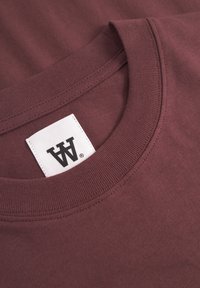 DOUBLE A BY W.W. LIAM  AANEUE - T-Shirt print - decadent chocolate