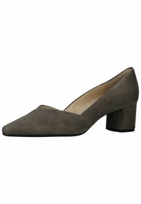 Šedé semišové lodičky s špičatou špičkou a texturovaným povrchem, s mírným blokovým podpatkem. Disponují nízkým vykrojením na vampu pro elegantní vzhled.