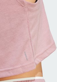 adidas Performance TRAIN ESSENTIALS TRAIN 3-STRIPES - Top - orchid/white