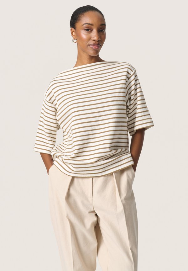 INGINA  - T-Shirt print