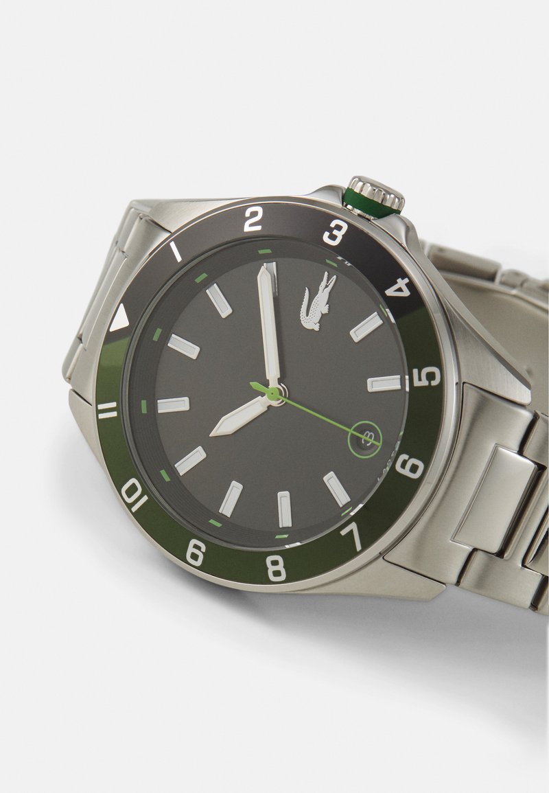 Herren Analoguhren | Lacoste TIEBRAKER Uhr silver-coloured/green/silberfarben - JU61455 Herren Analoguhren | Lacoste TIEBRAKER Uhr silver-coloured/green/silberfarben - JU61455