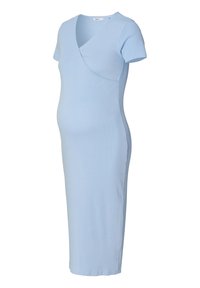 Blue maternity dress made of soft, stretchy fabric, featuring a v-neckline and short sleeves. Fitted design with knee-length cut.