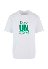 Unselected, white
