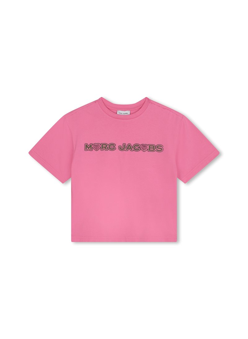 T-shirt a maniche corte di colore rosa, realizzato in cotone, con la scritta "MARC JACOBS" in grassetto e decorazioni a forma di cuore, progettato in stile cropped.