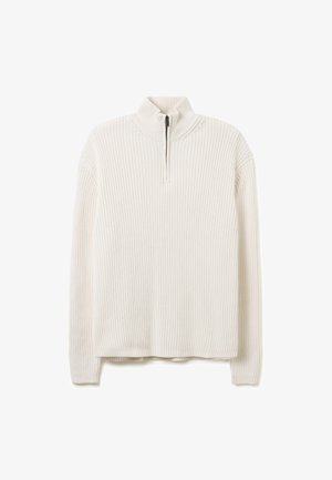 Jersey ligeramente acanalado, de color crema, con un cuello de media cremallera y mangas largas. Textura suave, corte relajado, diseño minimalista.