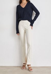 BOSS Stickad tröja - dark blue