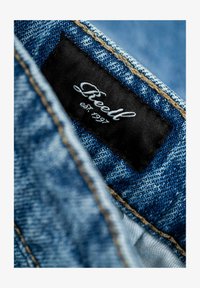 Unselected, classic mid blue