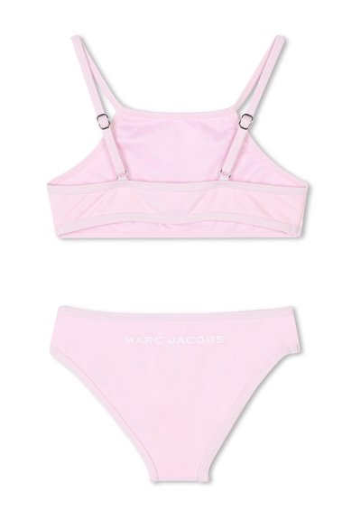 Completo da bagno rosa in due pezzi con top corto dotato di spalline regolabili e pantaloni a vita alta coordinati; logo stampato sul davanti.