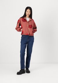 Vero Moda VMJANE LOLA QUILT  FAW EXP - Lagana jakna - winetasting/dark rose