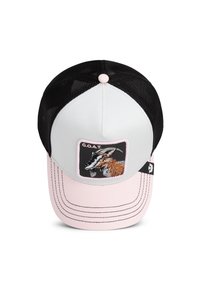Casquette trucker en mesh noir avec une visière intérieure rose. Elle présente un panneau avant gris avec un graphique de chèvre brodé et un patch avec le texte "G.O.A.T.".