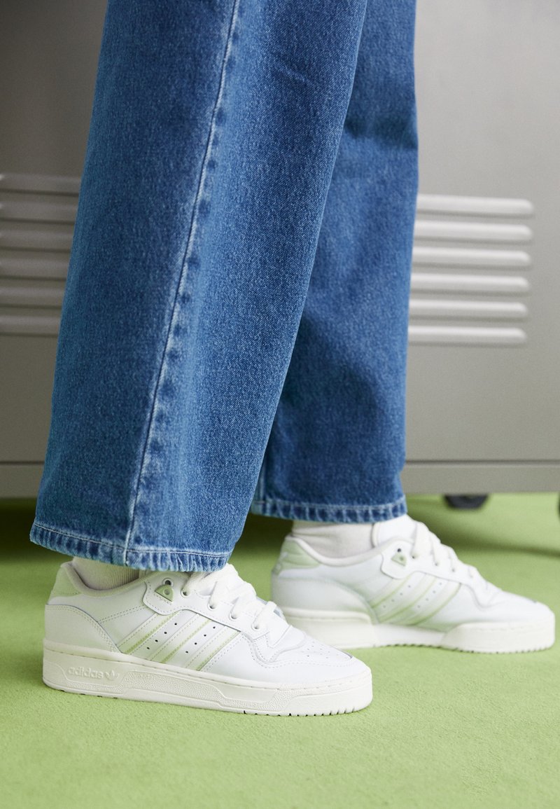 Adidas originals rivalry low trainers in triple white Clearance