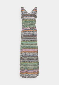 Meerlagige maxi-jurk met een V-hals, voorzien van horizontale strepen in groen, roze en zwart met ingewikkelde patronen. Heeft een strikceintuur.