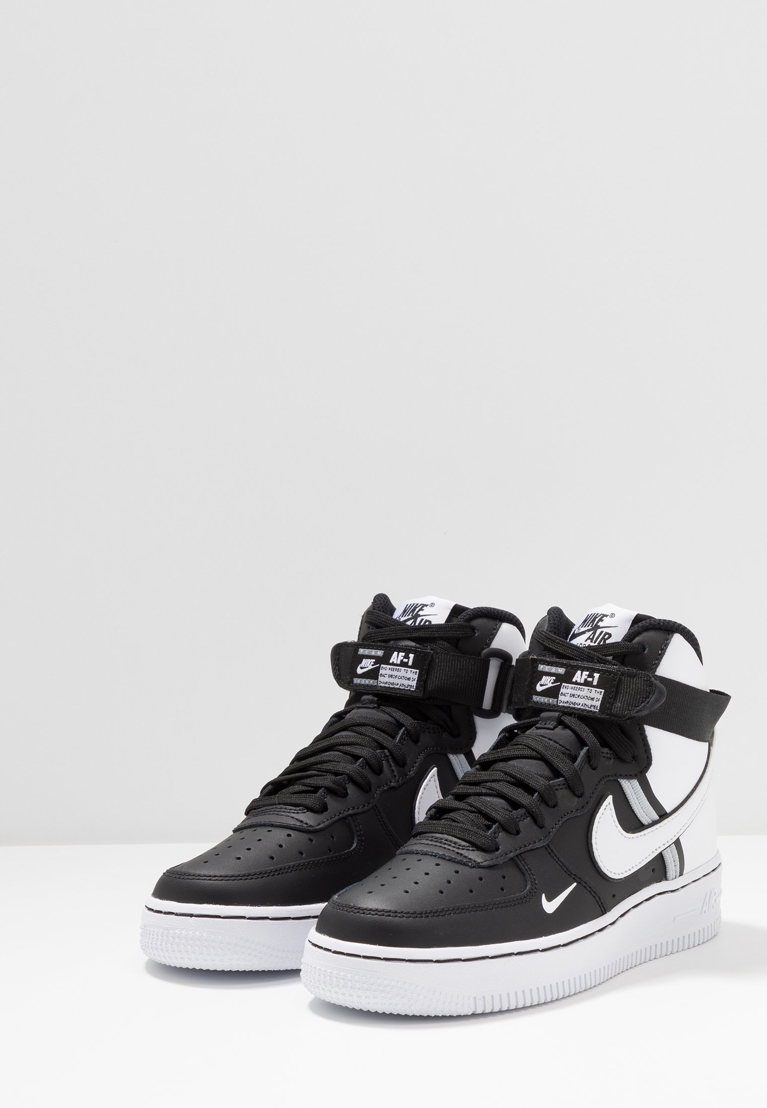 nike air force 1 lv8 2fa19