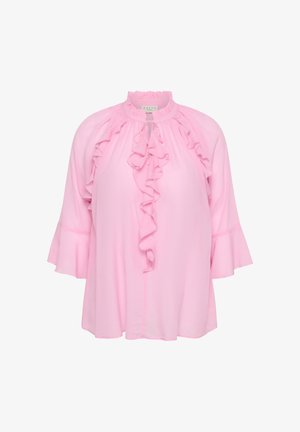 Rózsaszín hosszú ujjú blúz fodros magas nyakrésszel, elöl hullámos fodrokkal és bővülő mandzsettákkal, könnyű anyagból készült.