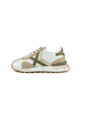 NEW SAPPORO - Tenisky - pine green