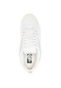 Hvide lærreds sneakers har en rund tå, flade snørebånd, forstærkede øjer og en tekstureret sål med et sort Vans-logo på indersålen.