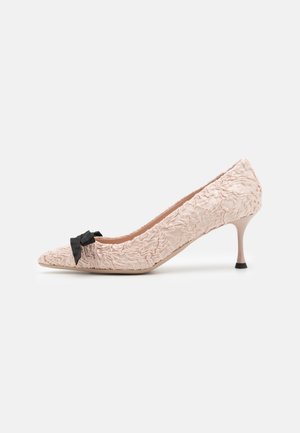 N°21 Pumps - beige