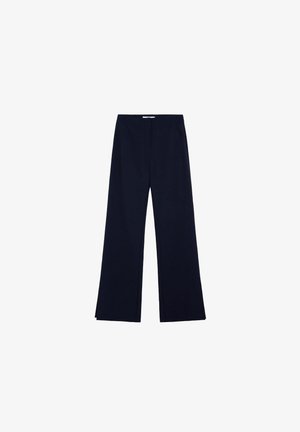 Pantalones azul marino de pierna ancha con talle alto y bolsillos laterales, mostrados sobre un fondo blanco.