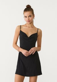 Stradivarius - FLOWING NECKLINE - Cocktailkleid/festliches Kleid - black Thumbnail-Bild 1