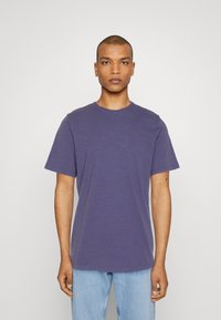 Jack & Jones EBASHER O-NECK SS - T-shirts basic - twilight purple