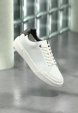 CHUNKY CUPSOLE LACEUP CLEAN - Sneaker low - bright white/black