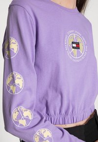 Tommy Jeans CROP ELASTIC UNITEES  - Maglietta a manica lunga - violet viola