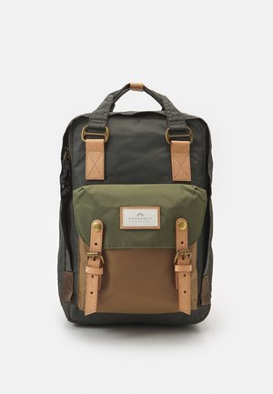 MACAROON JUNGLE SERIES BACKPACK UNISEX - Rucksack - olive/army