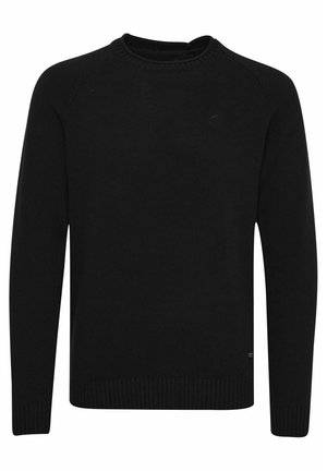 Zwarte gebreide trui met een ronde hals, lange raglanmouwen en ribbelboorden aan de onderkant en de mouwen; gladde textuur, eenvoudig ontwerp, geen zichtbare patronen.