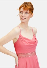 Vera Mont MIT WASSERFALL - Cocktailkleid/festliches Kleid - hot rosè