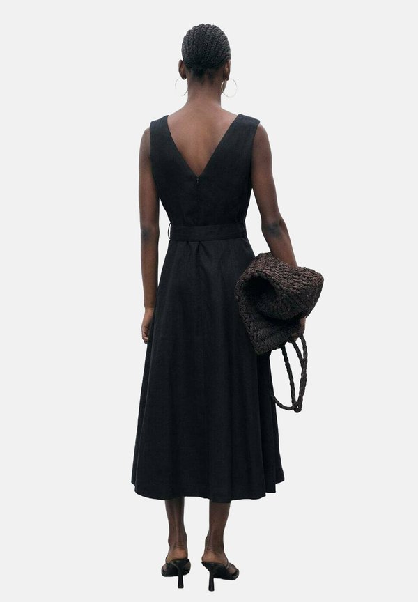 FLARED - Freizeitkleid