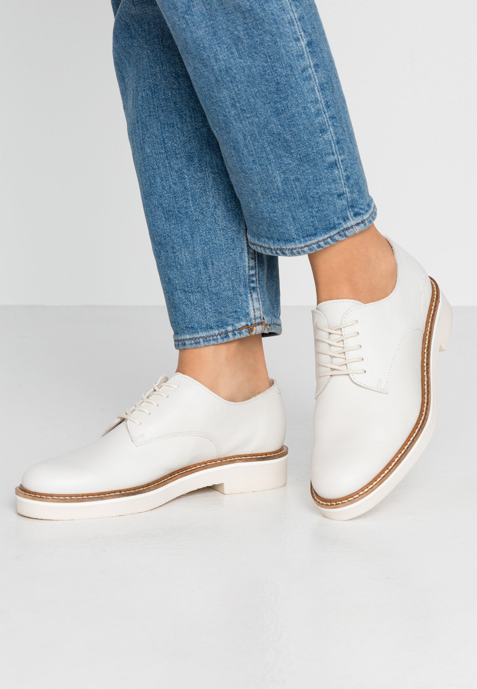 Kickers OXFORK Snøresko blanc casse Zalando.no Kickers OXFORK Snøresko rose Zalando.no