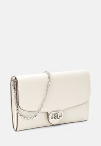 Lauren Ralph Lauren LEATHER MEDIUM ADAIR CROSSBODY - Kuvertväska - soft white