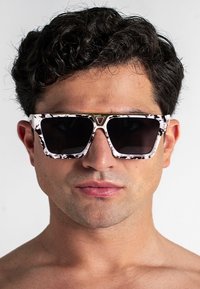 Gianni Kavanagh Sluneční brýle - white