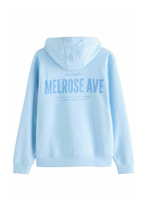 Égkék kapucnis hoodies, húzózsinórral. A hátsó részén vastag betűkkel "MELROSE AVE" felirattal. Puha anyag, bordázott mandzsettákkal és aljjal.