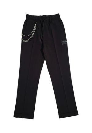Pantaloni casual neri con vita elasticizzata, coulisse, due tasche laterali, un accessorio a catena argento e una piccola toppa sulla gamba destra.