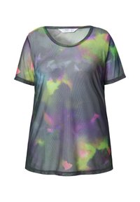 Kortærmet, løstsiddende t-shirt lavet af mesh-stof, med et flerfarvet tie-dye mønster i grønne, lilla og pink nuancer.