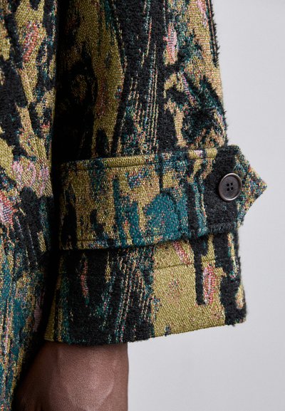 Henrik Vibskov DIMOUT COAT UNISEX - Puspaltis - shadow bouquet