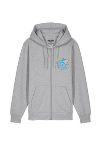 Felpa grigia con zip realizzata in un materiale morbido. Presenta un design ricamato colorato di uno squalo e fiori sull'area sinistra del petto.