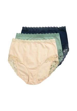 Drei Paare Damen-Hüfthosen in Beige, Grün und Marineblau, mit floraler Spitzenbordüre am Bund und den Beingrößen.