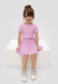 s.Oliver MIT ABNEHMBAREN  - Strickkleid - rosa