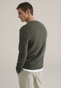 WE Fashion Pulover - army green