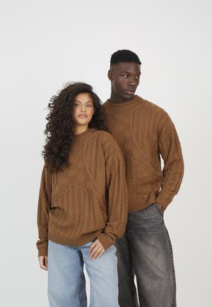 LEGACY STUDIOS UNISEX brązowy