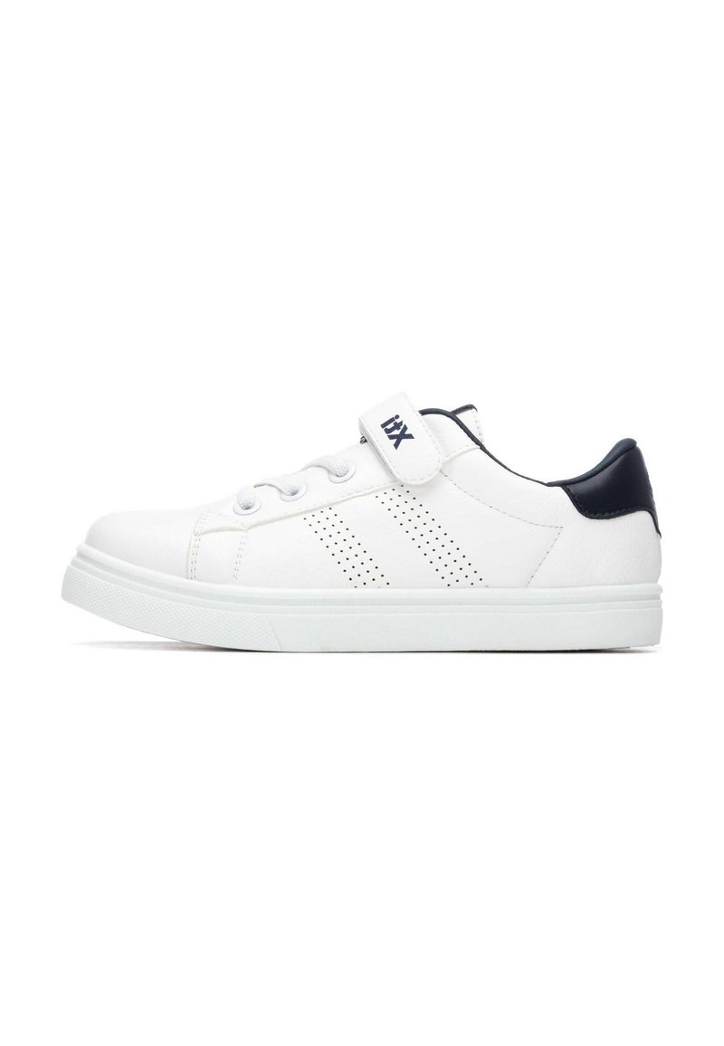 XTI SNEAKER