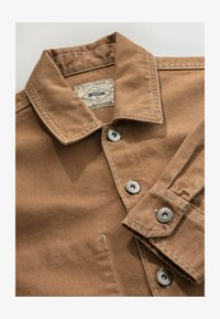 Non selezionato, camel brown