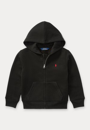 Sudadera con cremallera negra, hecha de una tela suave, que cuenta con un bolsillo tipo canguro, puños acanalados y un pequeño logo rojo en el pecho. Diseño con capucha.