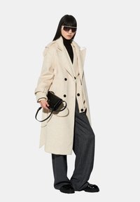 Ricano ANTONELLA - Trenchcoat - creme